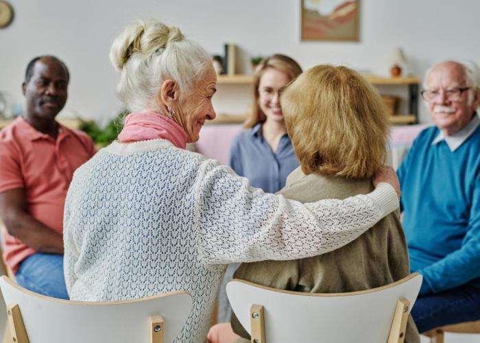 Ontmoetingsmoment familiegroep dementie Rijkevorsel © Alzheimerliga Vlaanderen