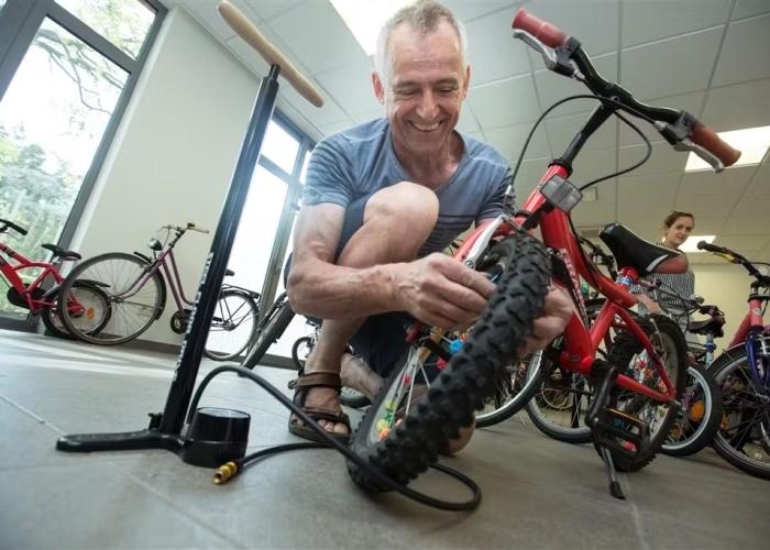 Word jij vrijwilliger bij de Rijkevorselse Fietsbieb?