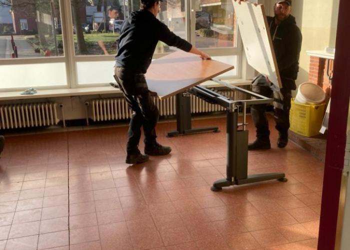 Renovatie gemeentehuis: eerste diensten zijn verhuisd!