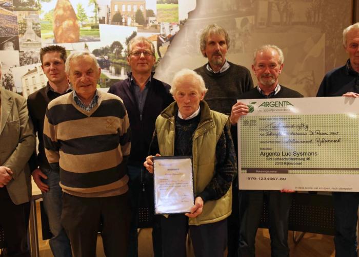 Bijencentrum De Raam wint allereerste milieuprijs