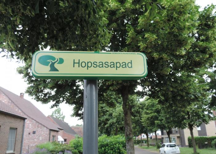 Nieuwe namen voor veertien wijkpaadjes in Sint-Jozef