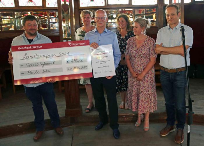 Allereerste Landbouwprijs Rijkevorsel uitgereikt
