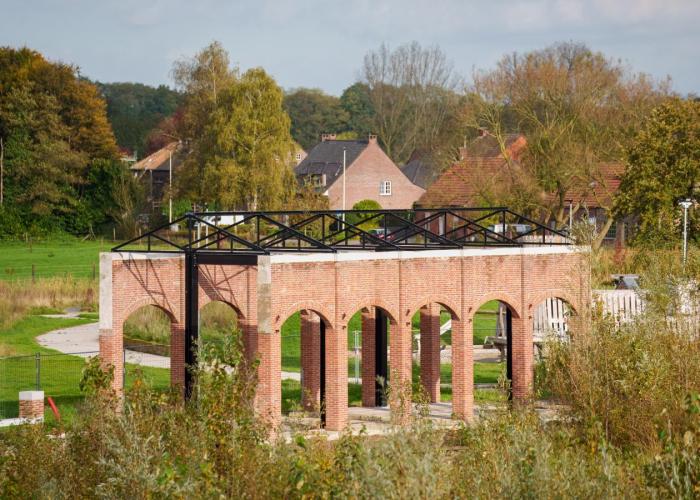 Eerstesteenlegging woonproject site Sas