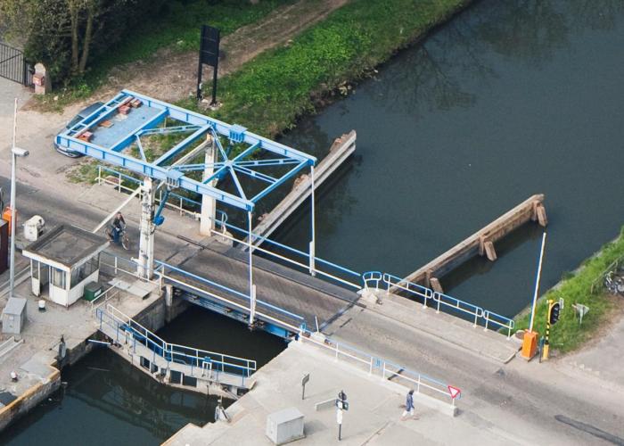 Definitieve voorrangsregeling voor brug Sluis 1